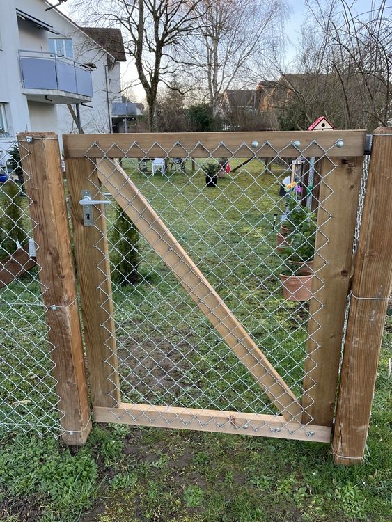 Holz Gartentor mit Schloss und Pfosten Kaufen auf Ricardo