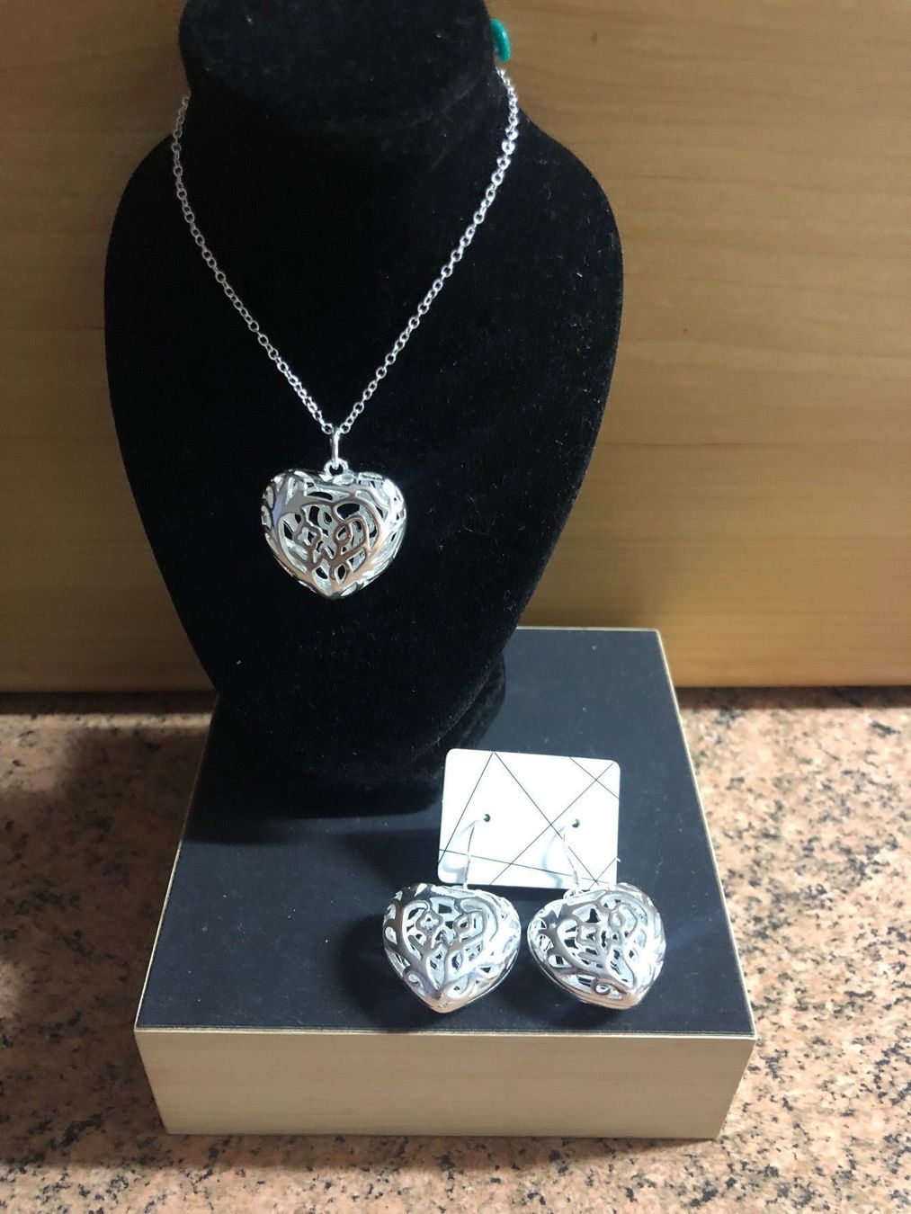Ketten: Collier et boucles d’oreilles coeur – Neu (gemäss Beschreibung) aus Chamoson von Pince26 2