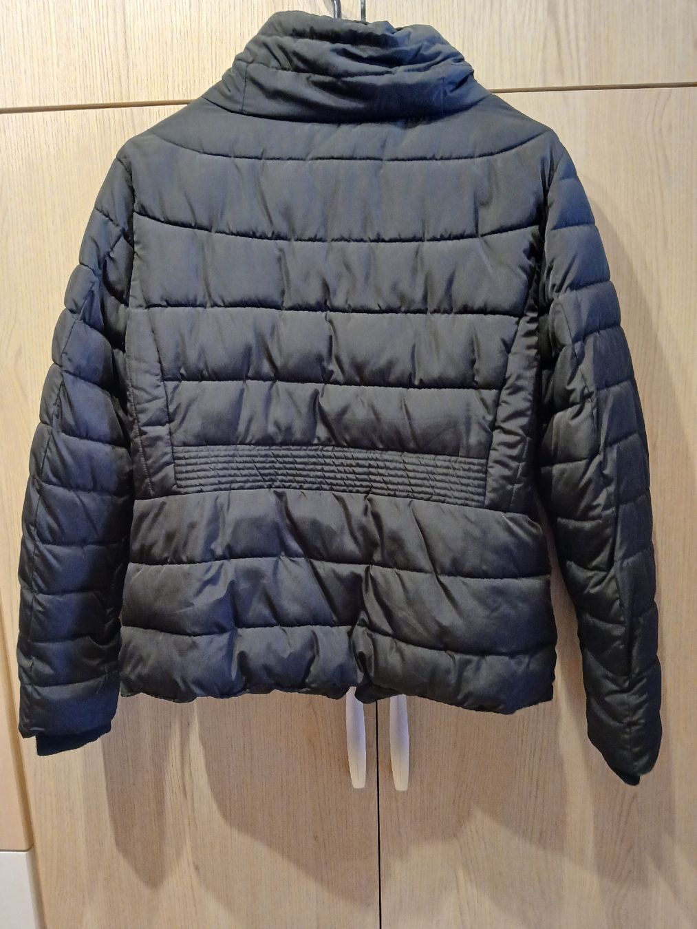 Giacche: Veste matelassée noire, taille M – Usato da Grandvillard venduto da JuanitaY 1