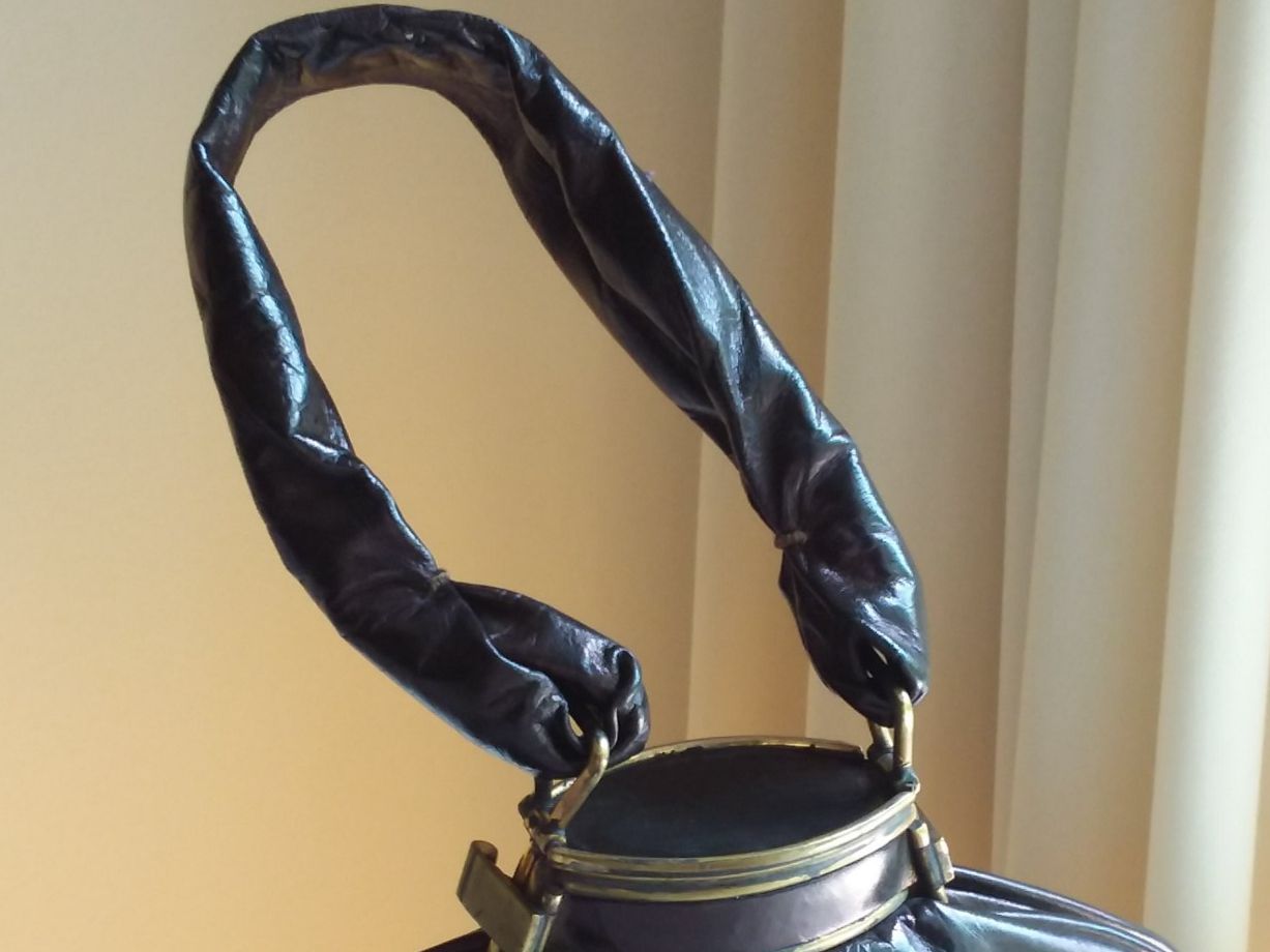 Taschen für Damen: Top Antike Ledertasche Art Déco 1930 – Gebraucht aus Zürich von helsan 5