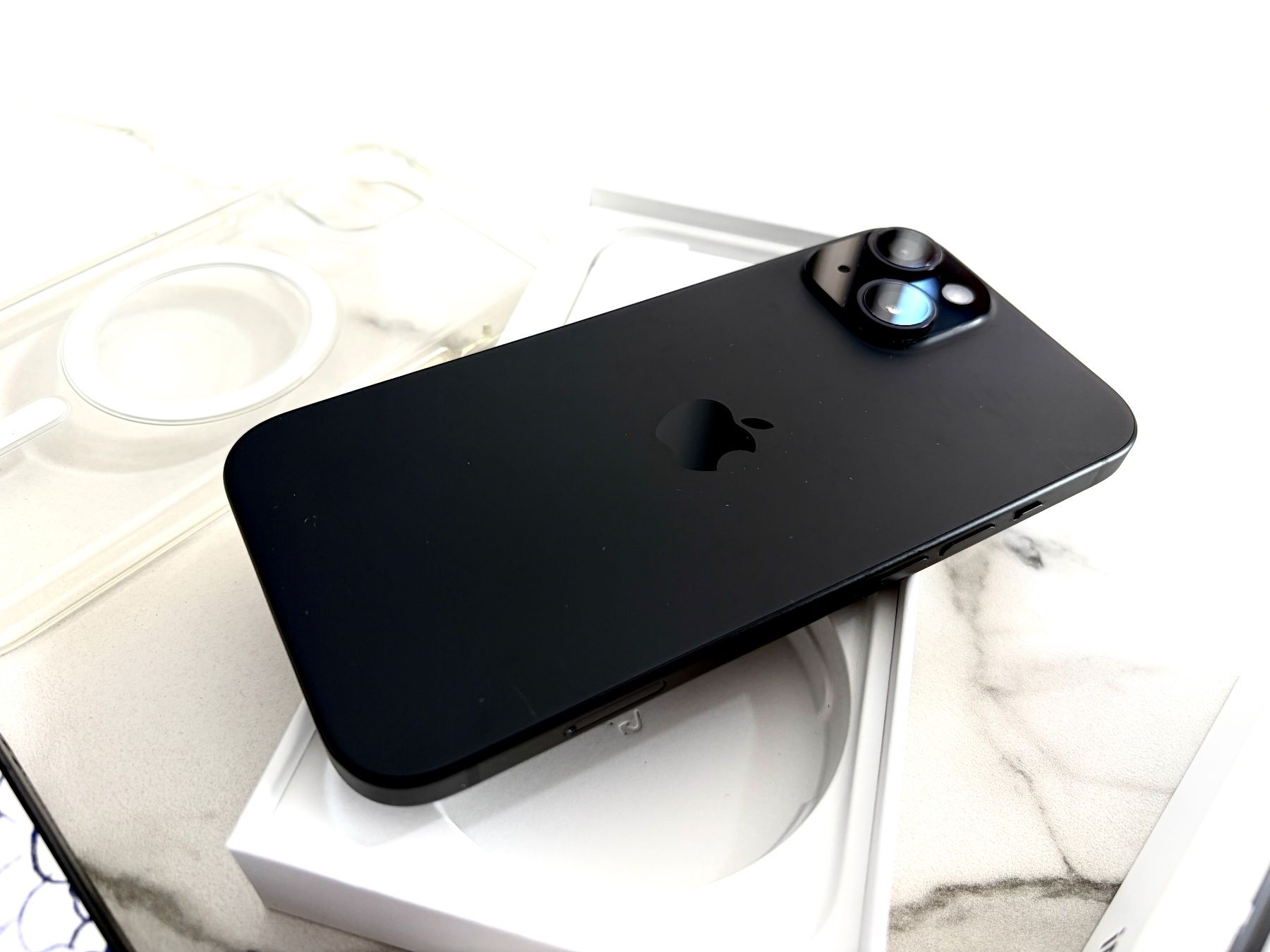 Apple Portables: iPhone 15 128 GB Schwarz – D'occasion à Cavigliano par Galgia88 3