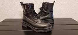 Geox 38