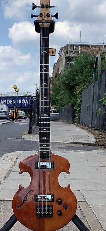 Strumenti musicali: E-Bass Jon Kammerer – Usato da Bern venduto da alp_wph8