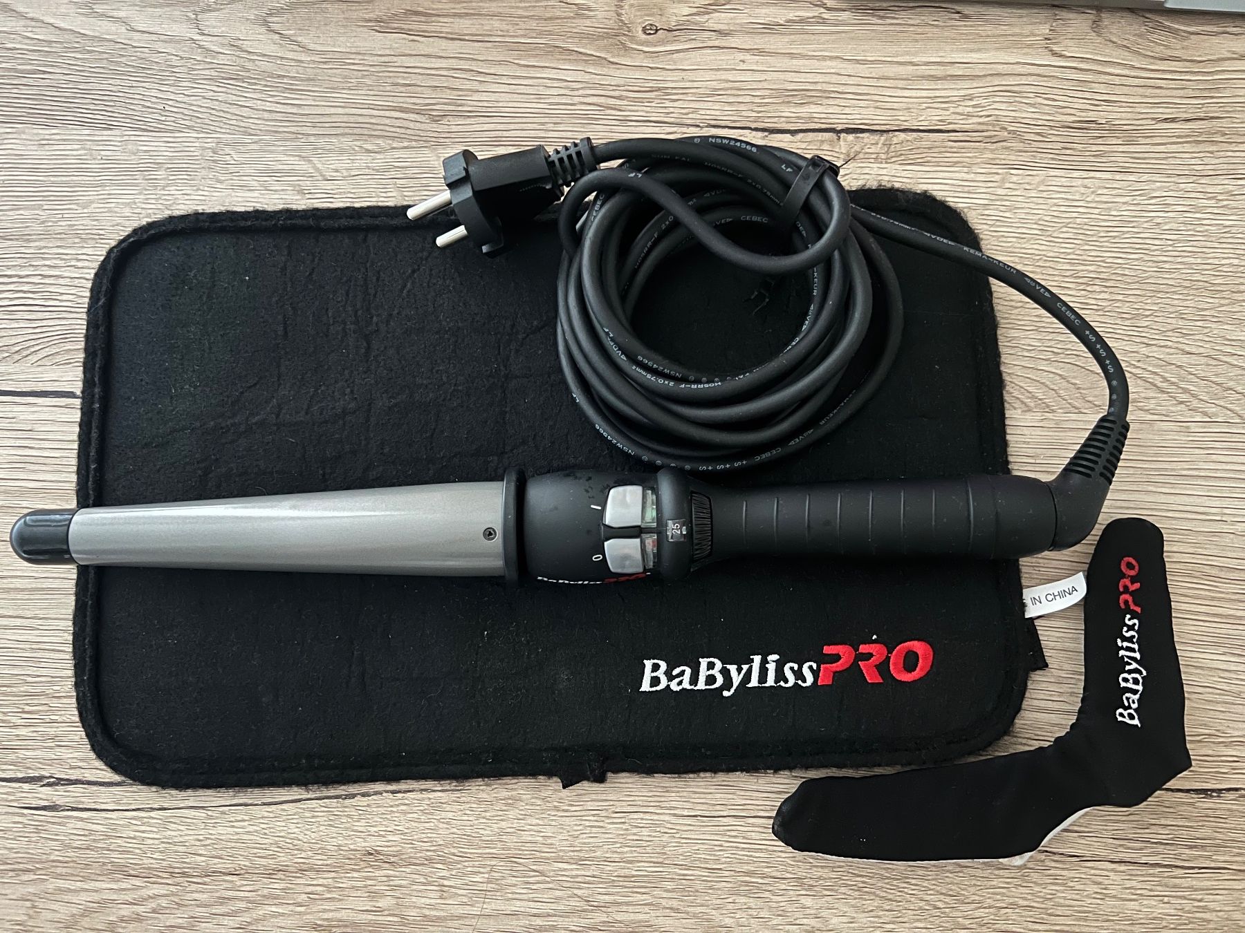 BaByliss Piastre & Arricciacapelli: BaByliss PRO Titanium Tourmaline Lockenstab – Usato da Aarau venduto da BuddySwiss