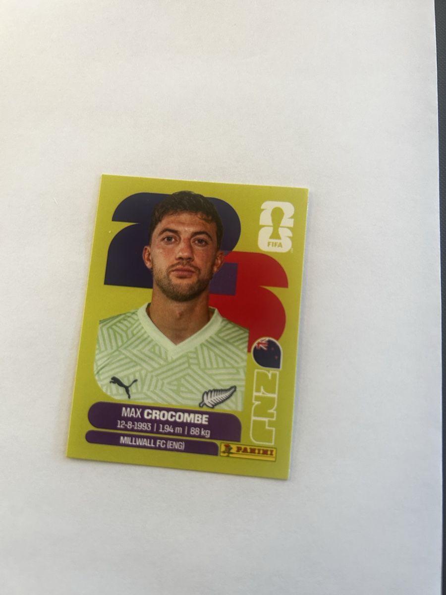 Panini Carte collezionabili: Panini WM 2026 NZL 2 Max Crocombe – Nuovo e nell'imballaggio originale da Kestenholz venduto da xara03