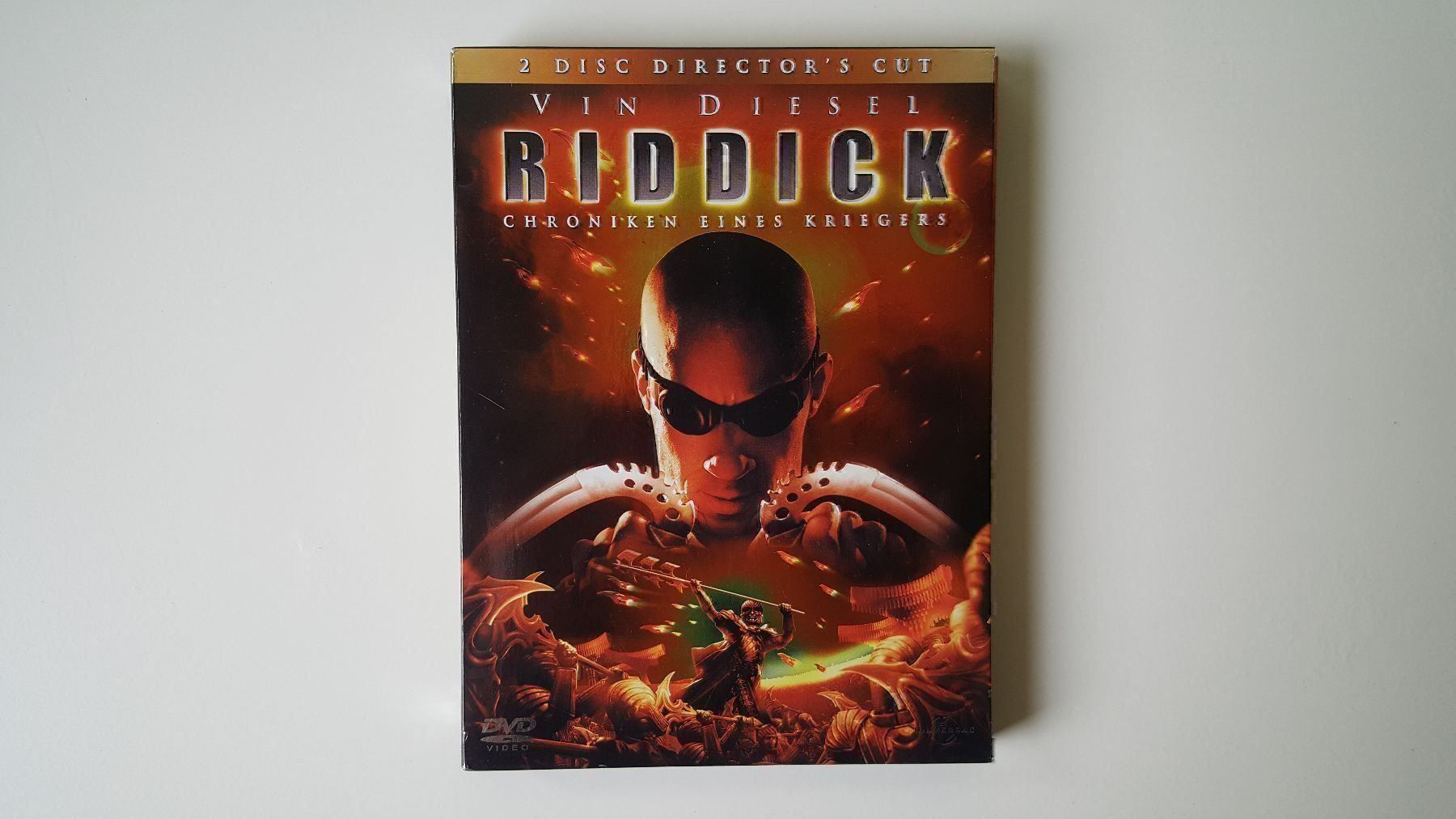 Tutti i DVDs: DVD Riddick - Chroniken eines Kriegers – Usato da Spiez venduto da Spacelightning