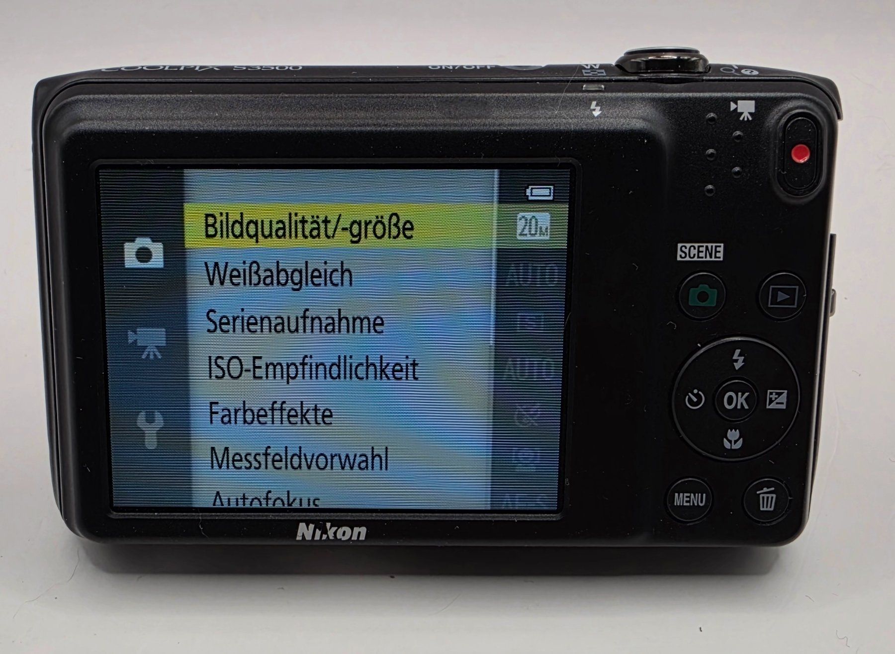 Nikon Appareil photo: Nikon Coolpix S3500 – D'occasion à altendorf par keskomat 1