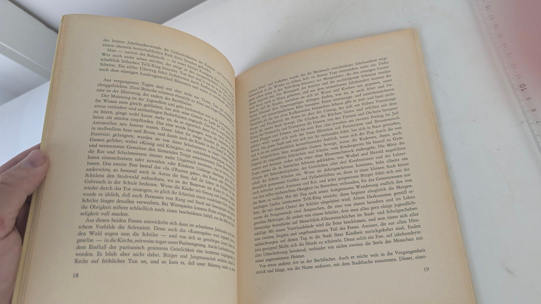 Libri: Schweizer Heimatbücher: Aarau 1950 – Usato da Zürich venduto da axolottchen 8