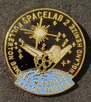 GG089 Pin USA NASA SPACELAB 2 Action Bartoe