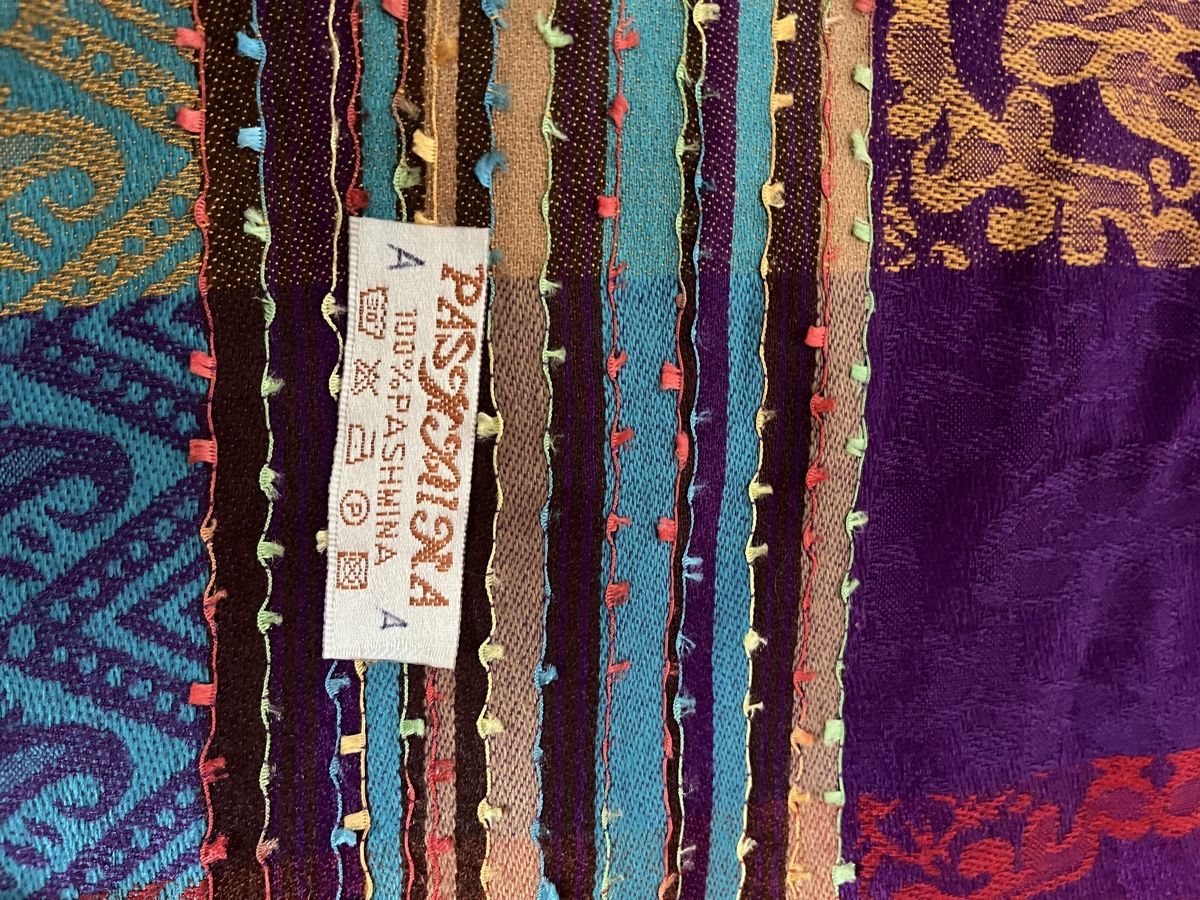 Foulards & écharpes: Châle PASHMINA 100% multicolore – Neuf (Voir description) à St. Prex par Nikolletta 3