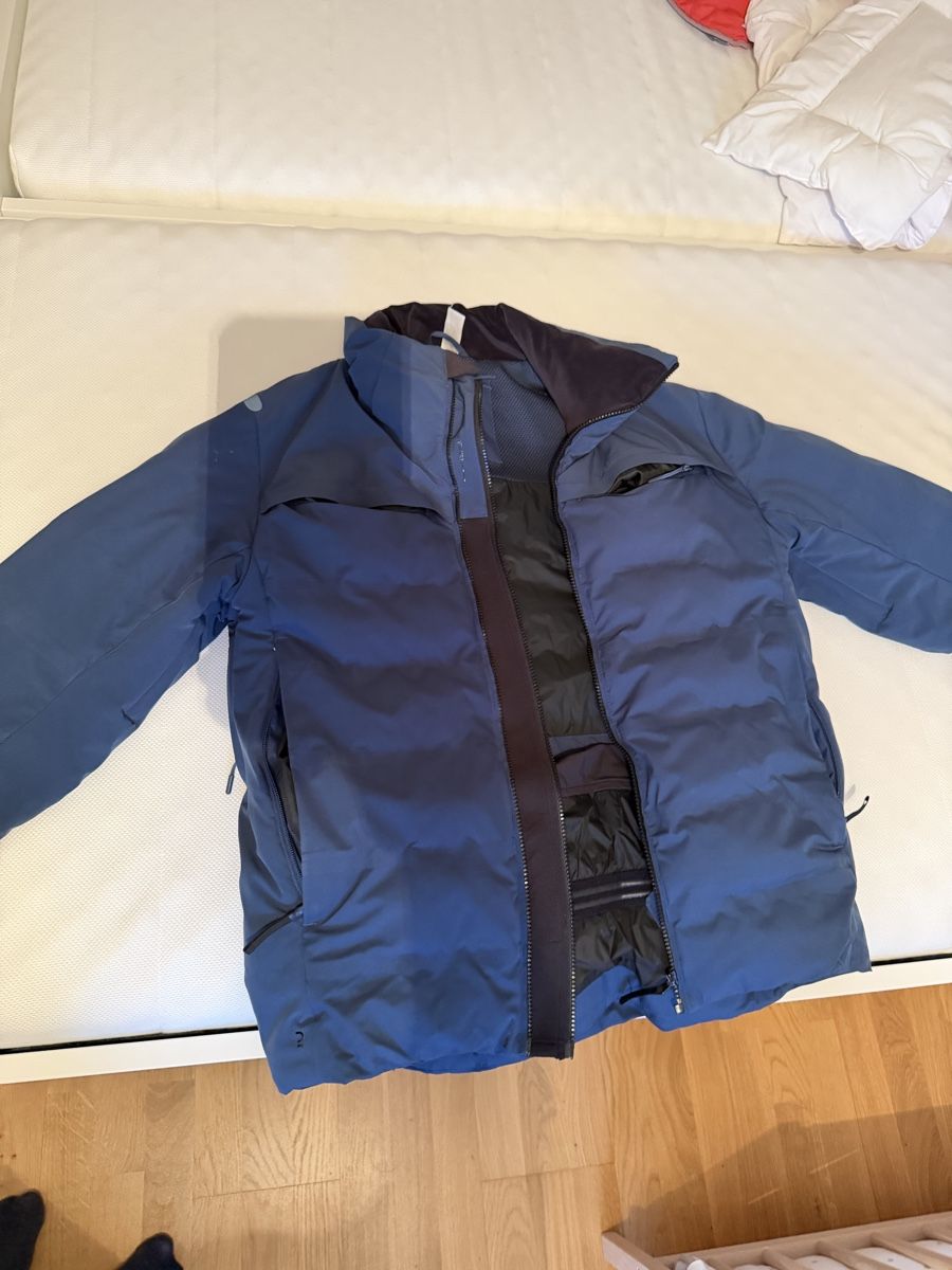 Cappotti: Mantel – Usato da Dietikon venduto da eng_27xc