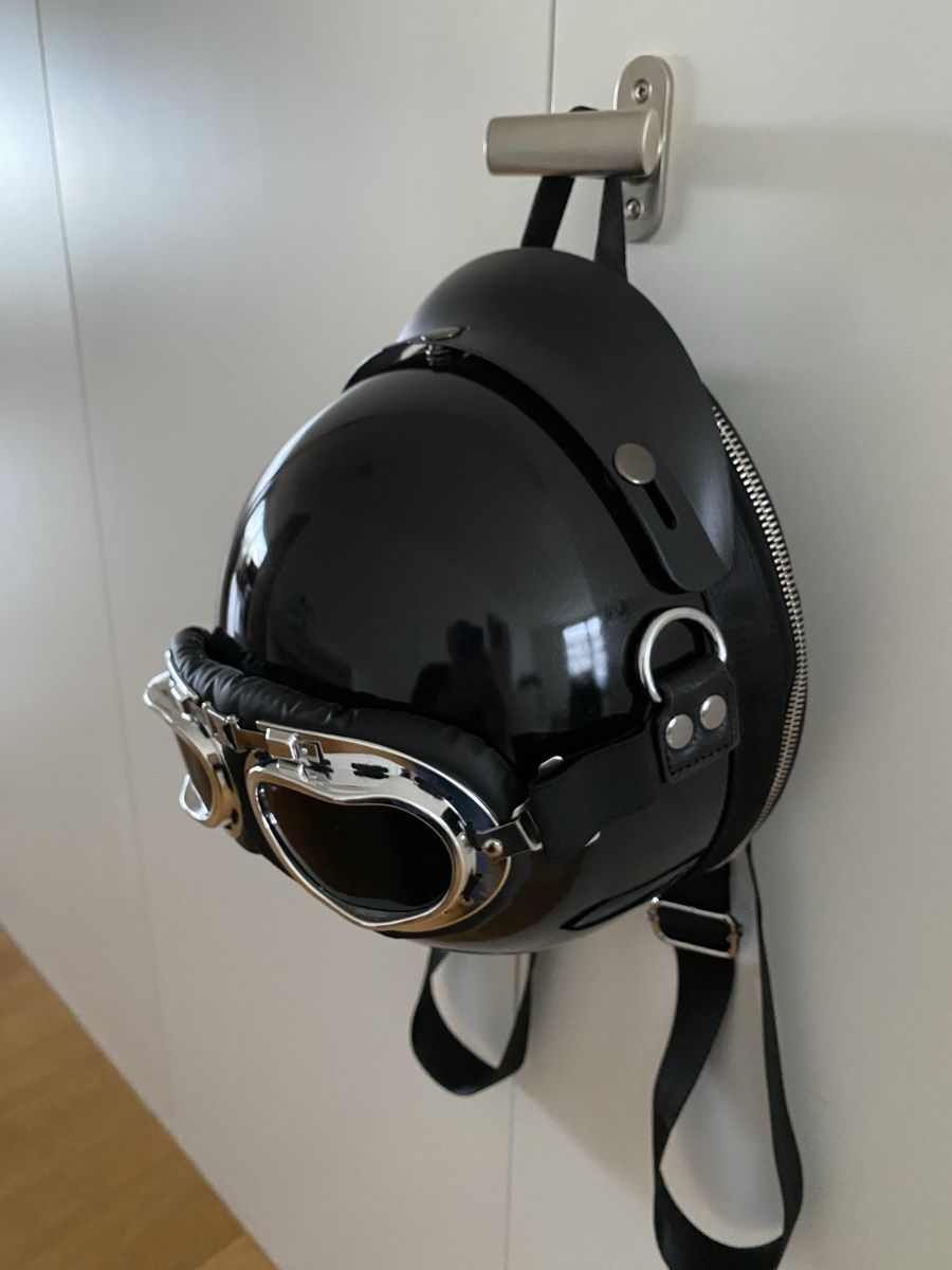 Borse: Rucksack/ Tasche in Motorradhelmform – Nuovo e nell'imballaggio originale da Uster venduto da Pucci88 1