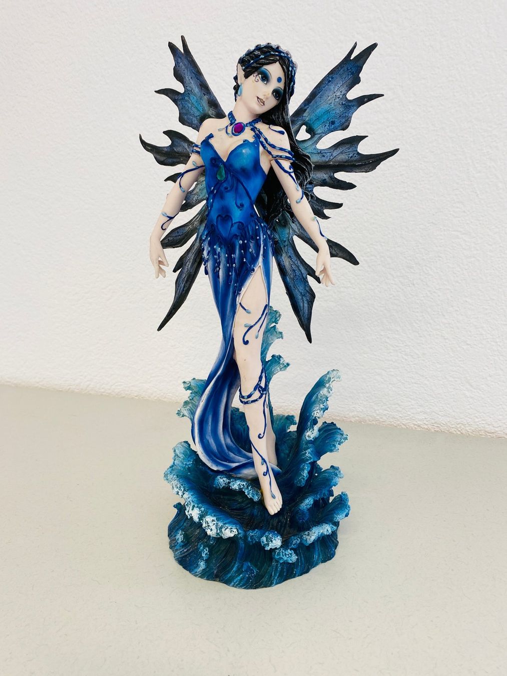 Statuette: wunderschöne blaue Elfenfigur, Meernymphe mit Flügeln – Usato da Niederhelfenschwil venduto da Chleeblatt1938 6