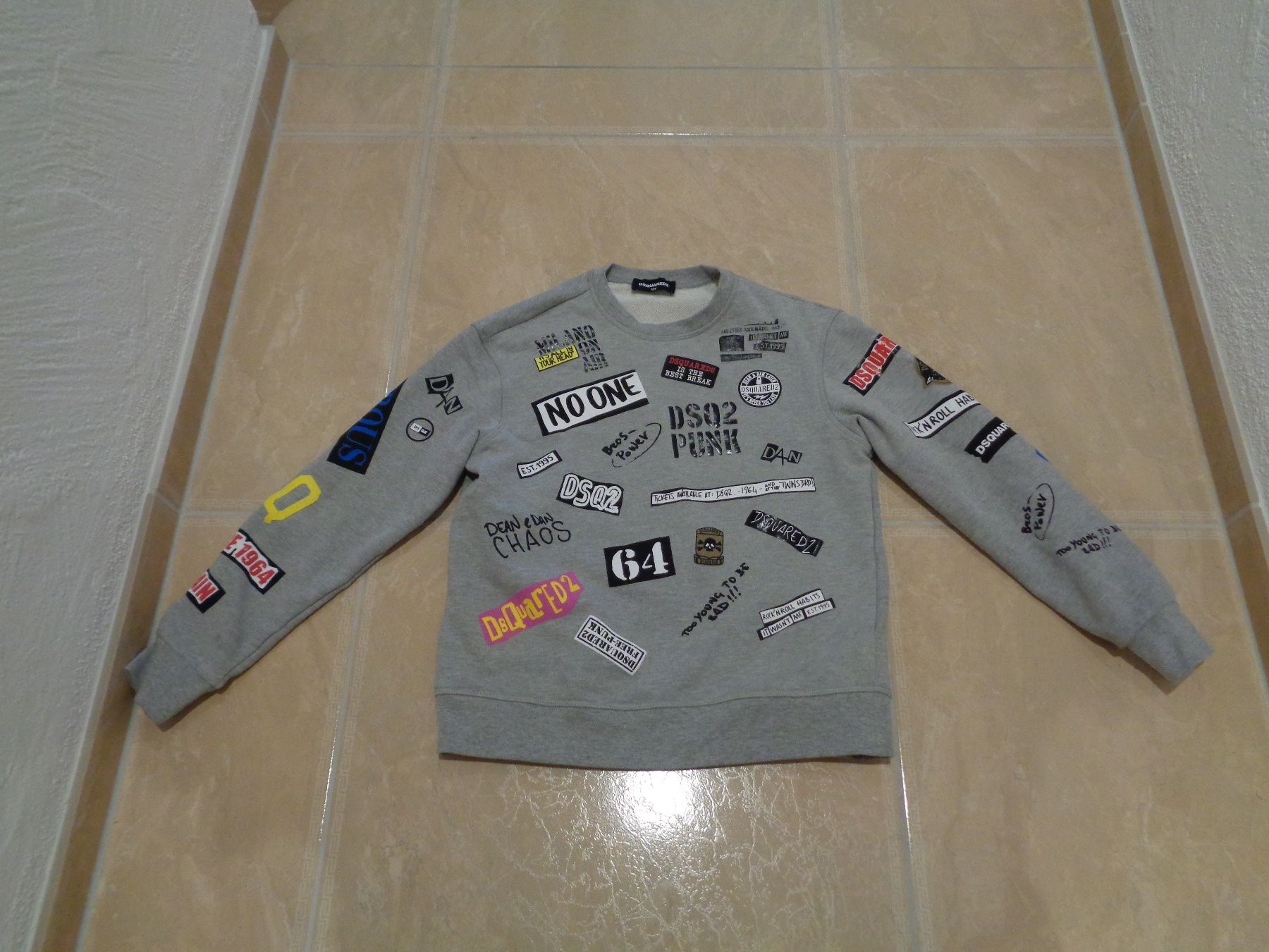 Dsquared2 Maglioni & Felpe: Dsquared2 NWT Pulli, 12J 152 NP183 Fr – Nuovo (secondo la descrizione) da Klingnau venduto da Markus14