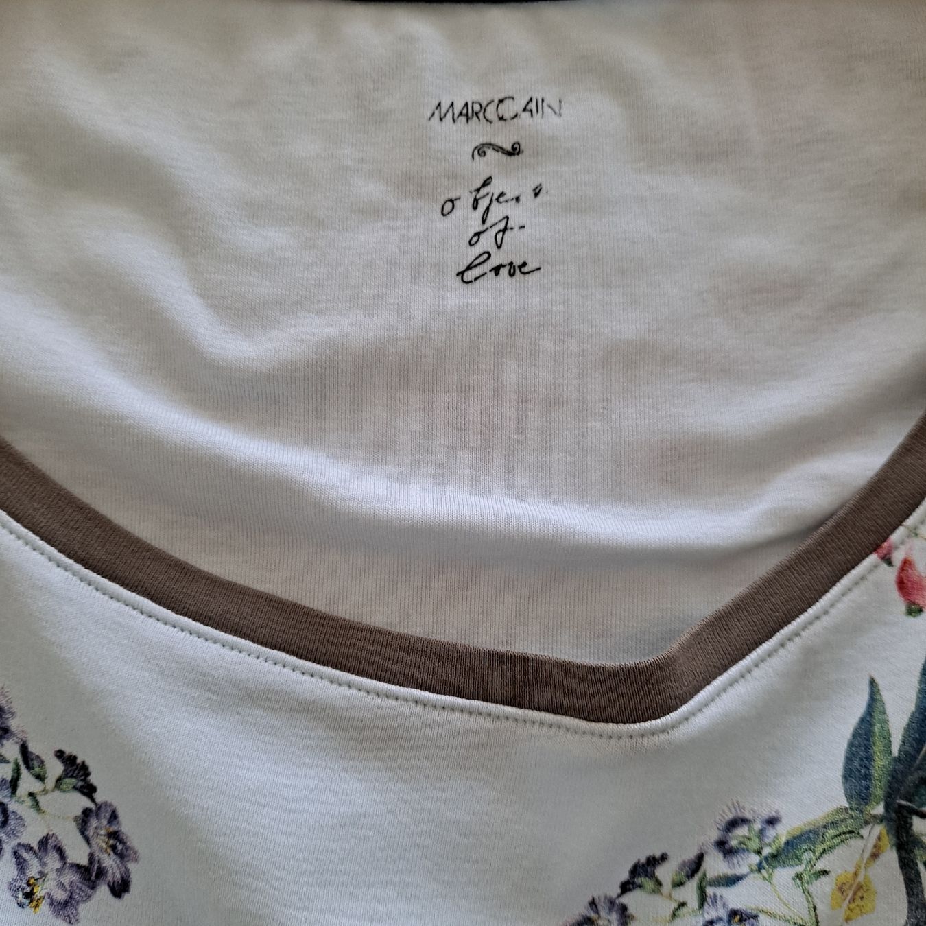 Marc Cain T-shirt: Marc Cain  Shirt Gr. L – Usato da Liestal venduto da Mas-Y-Mas 2