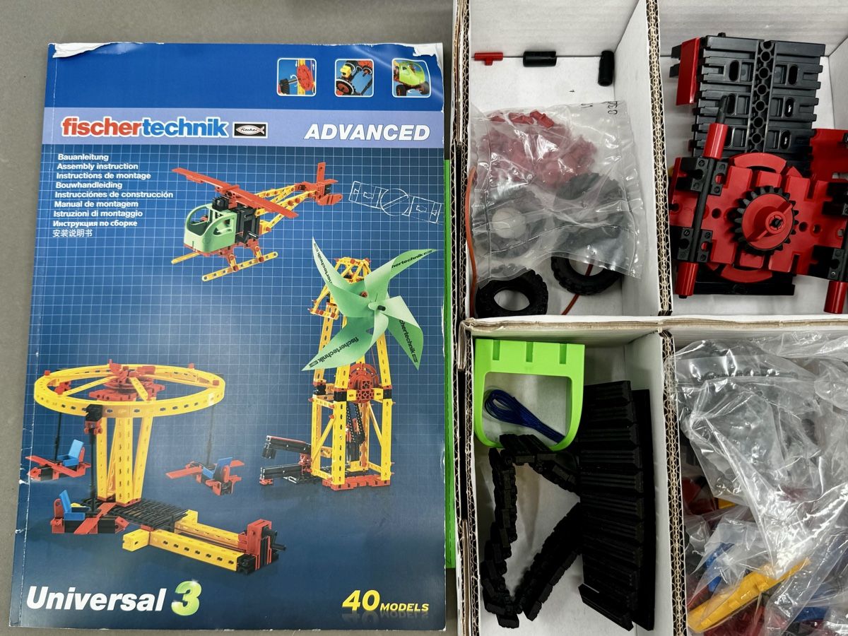 Fischer Kit di costruzioni: fischertechnik Universal 3 Advanced Baukasten 500 Teile 40 M – Usato da Zürich venduto da Nobs1 4