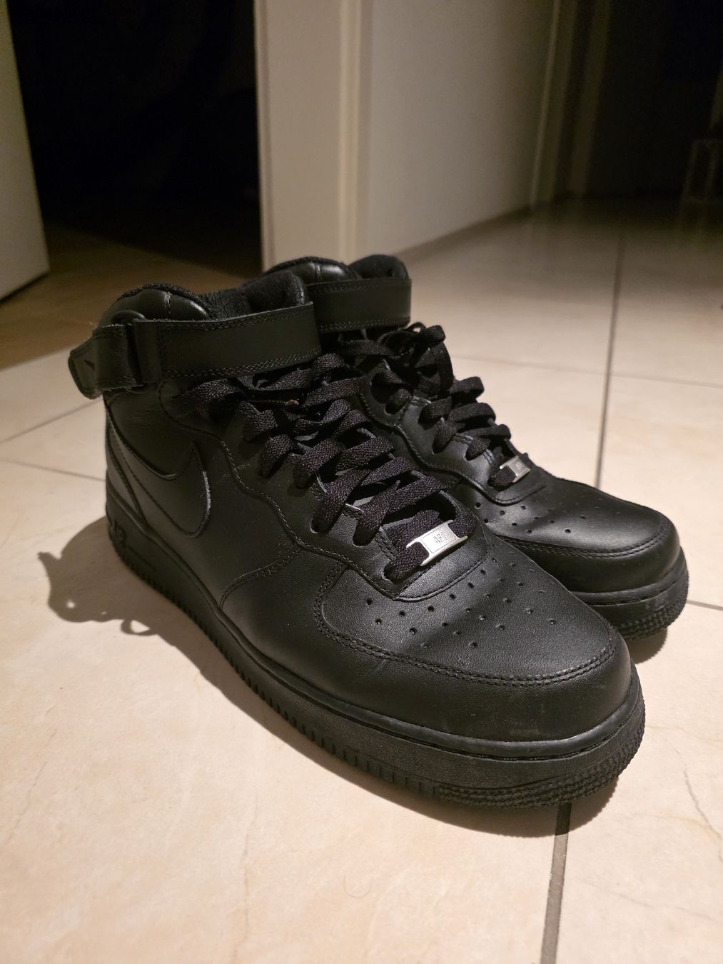 Nike Scarpe da uomo: Nike Air Force 1 Mid 07 Black Grösse 46 – Usato da Uetikon am See venduto da QZB12 1