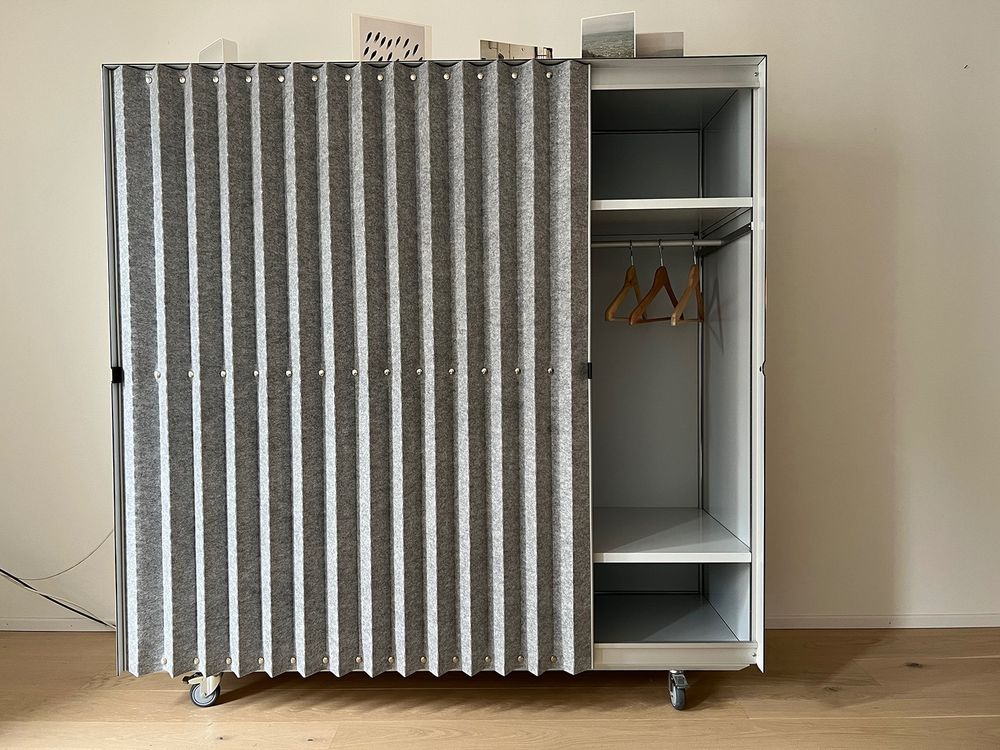 Thut Kleiderschrank Garderobe Alucobondschrank (Gebraucht) in Zürich ...