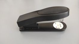 Graffatrice nera, ottime condizioni, ideale per ufficio