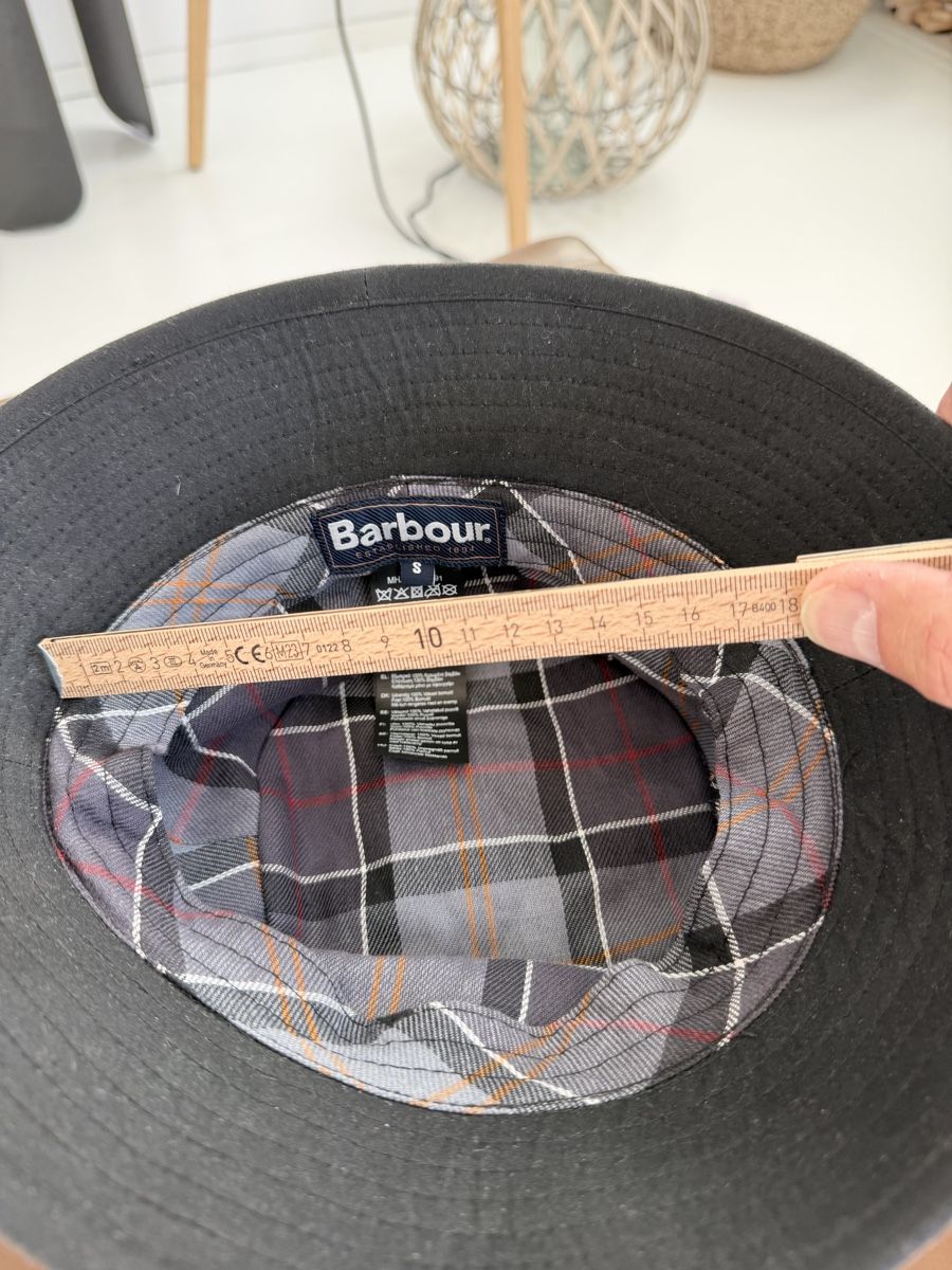 Barbour Copricapi, berretti & cappellini: Barbour Bucket Hat - Size S - Black - Great Condition! – Nuovo (secondo la descrizione) da Herrliberg venduto da DominiqueSpecht 1