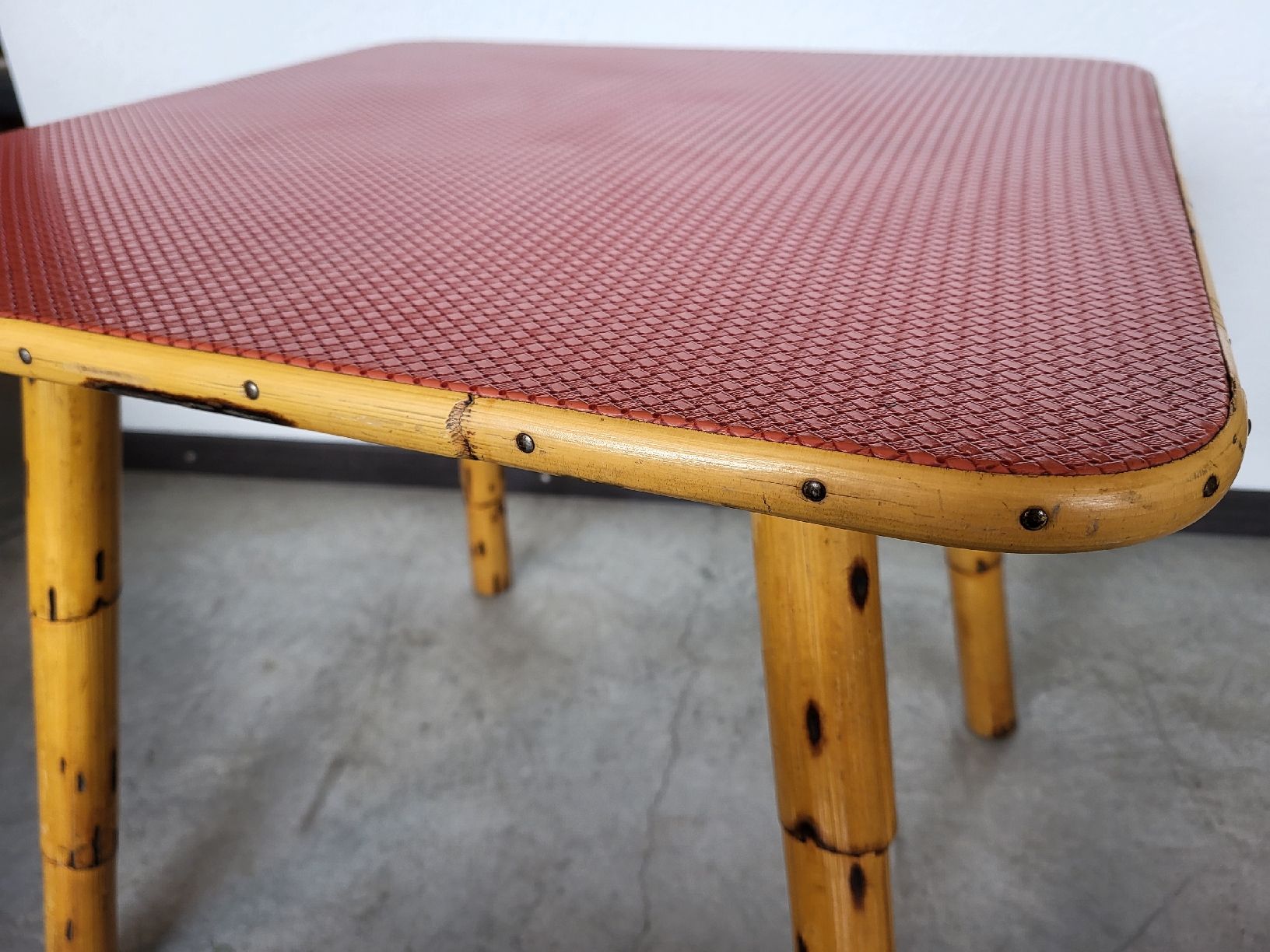 Tische: Table vintage en bambou carrée 1960er – Gebraucht aus Vevey von oldiz 5