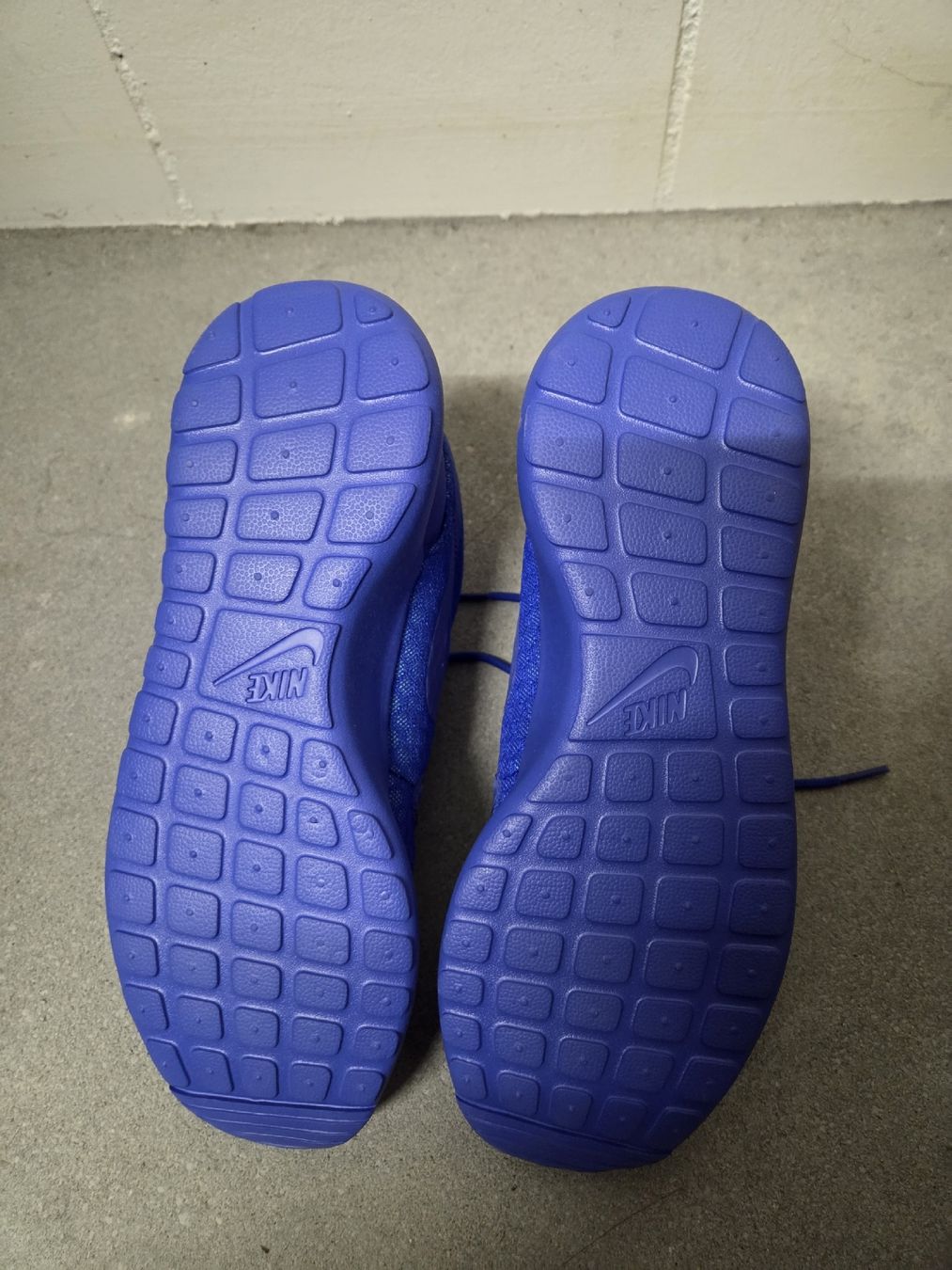 Nike Herrenschuhe: Nike Roshe One HYP Blue Reflective 42 / US 8.5 – Neu (gemäss Beschreibung) aus Zollikofen von x_drive7 4