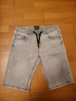 Kurze Jeanshose/Shorts Gr.170
