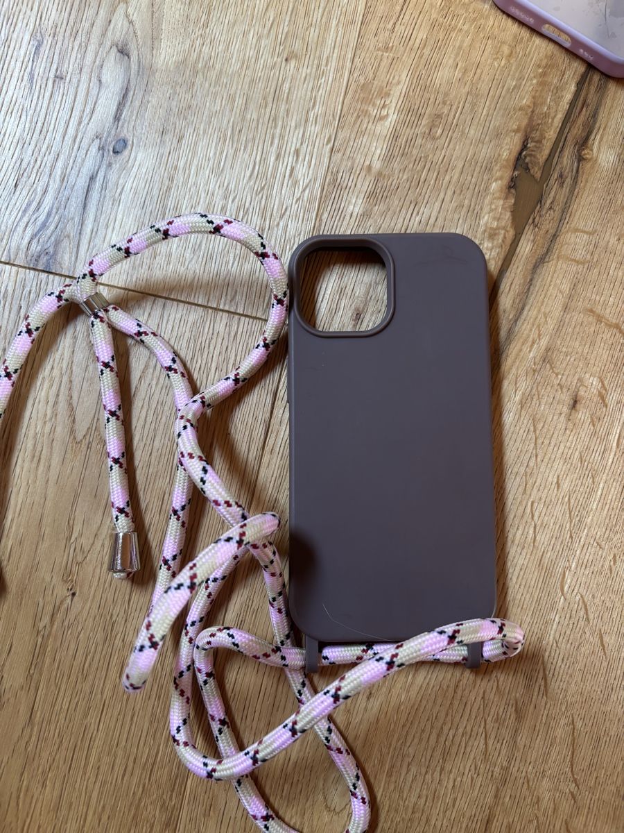 Covers & Schutzfolien: I Phone 15 Hülle – Gebraucht aus Turbenthal von Rami.96