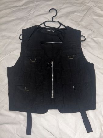 Gilet noir Shein, taille XS - look tendance garanti!