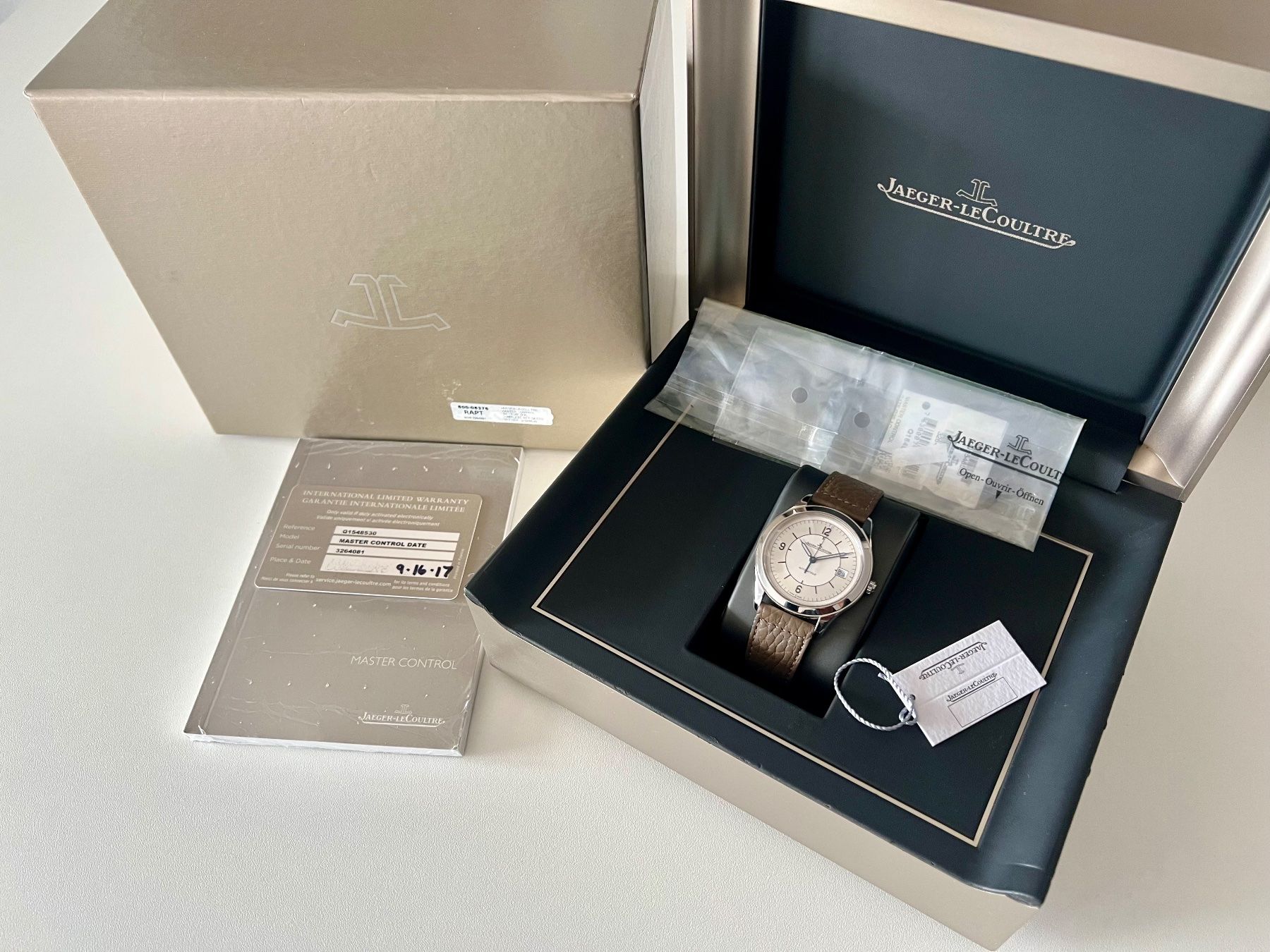 Jaeger-Lecoultre Orologi: JAEGER LE COULTRE Master Control "Sector Dial",Full Set 2017 – Nuovo (secondo la descrizione) da Le Mont-sur-Lausanne venduto da LycaGallery 8