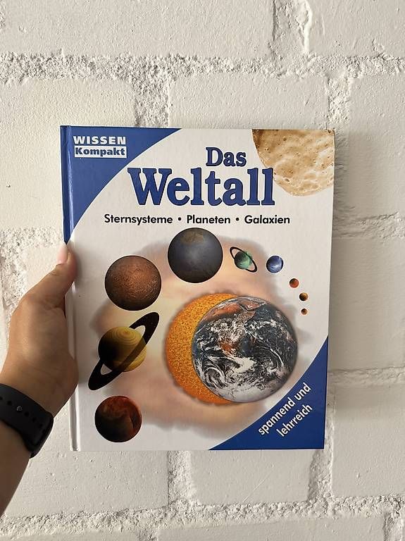 Bücher: Das Weltall Buch – Gebraucht aus Itingen von miriampetrucci