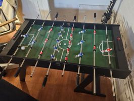 Klappbarer Tischfussball / Töggelikasten