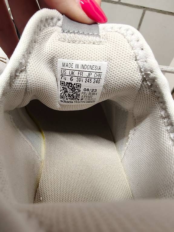 Scarpe da donna: Adidas Sneakers – Usato da Kirchberg BE venduto da naa_lxk5 3