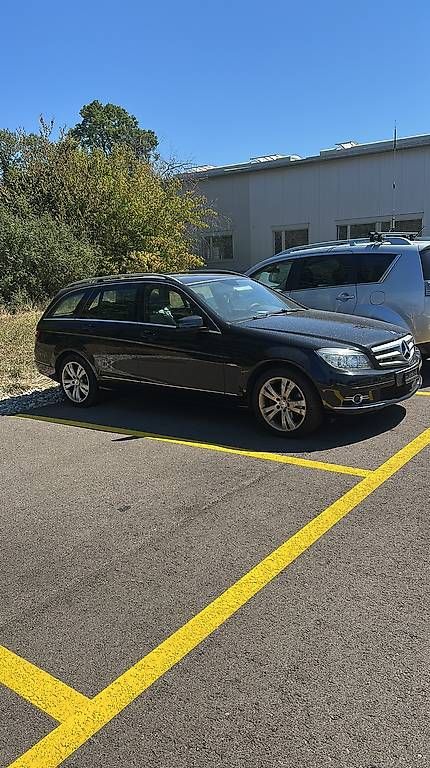 Autos: Mercedes Benz C180 CGI – D'occasion à Lenzburg par lir_h6d9