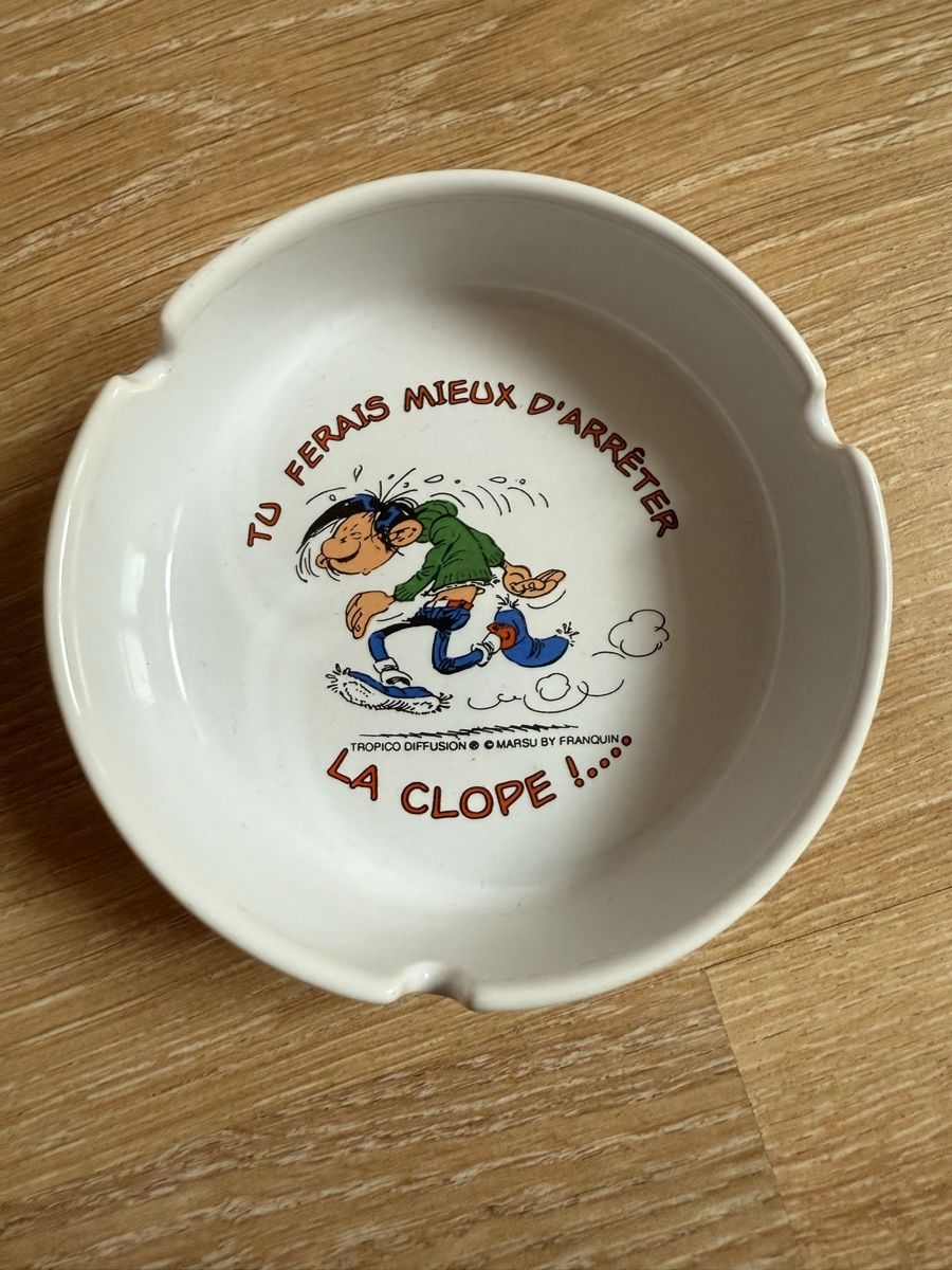 Portacenere: Cendrier blanc vintage Gaston Lagaffe – Usato da Tavannes venduto da Thriftshop