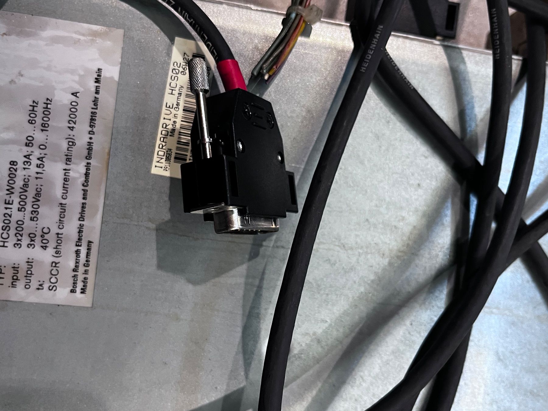 Bosch Componenti elettronici: Bosch Rexroth IndraDrive HCS02 Umrichter – Usato da Horn venduto da JoeyJacomet 4