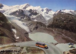 Sustenpass (BE/UR) Sustenstrasse mit Steingletscher Postbus