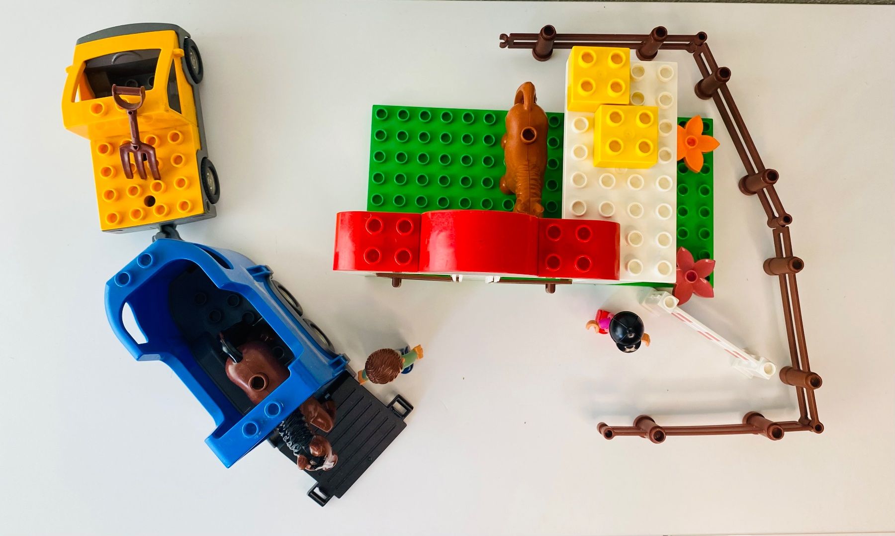 Lego Kit di costruzioni: Lego Duplo 5648 Pferdestall – Usato da Mellingen venduto da Lapequenita 1