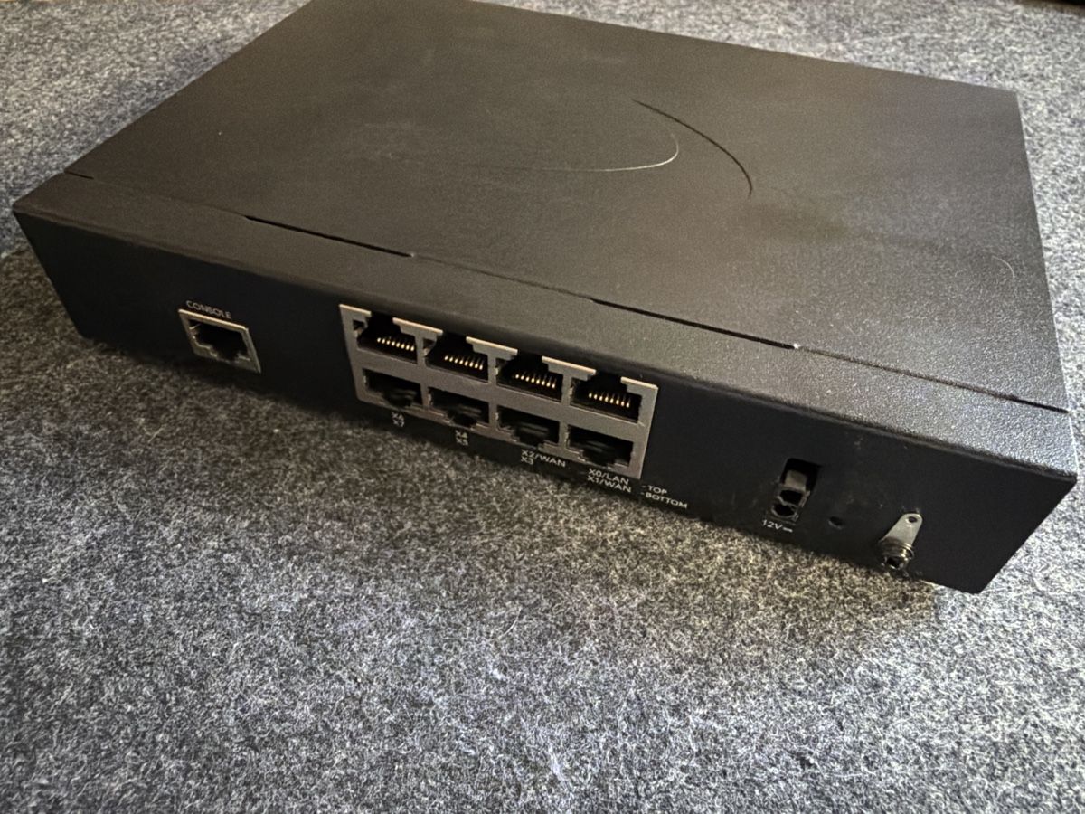 Sonicwall Firewall: SonicWall TZ270 Firewall – Gebraucht aus Sempach von frozendad 1