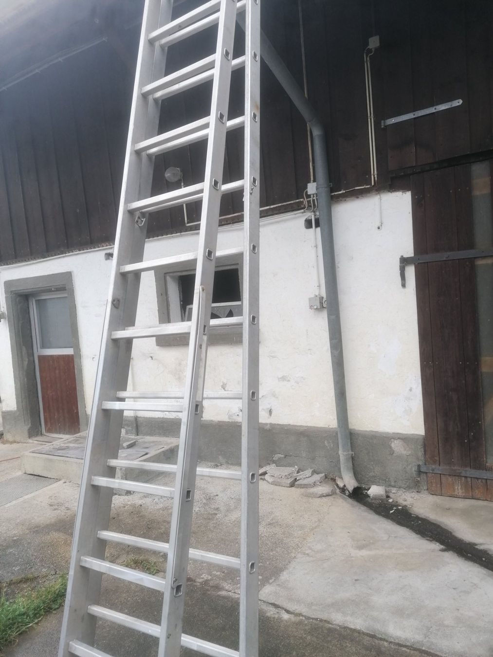 Scale: 2 Aluminium leiter guter Zustand – Usato da Zuerich venduto da Ajackpot 3
