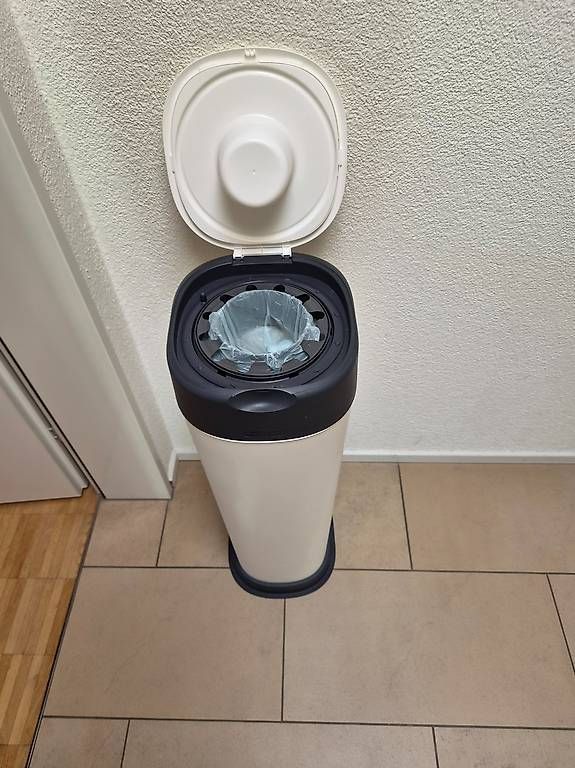 Poubelles: Windeleimer – D'occasion à Lachen SZ par roo_gs57 1