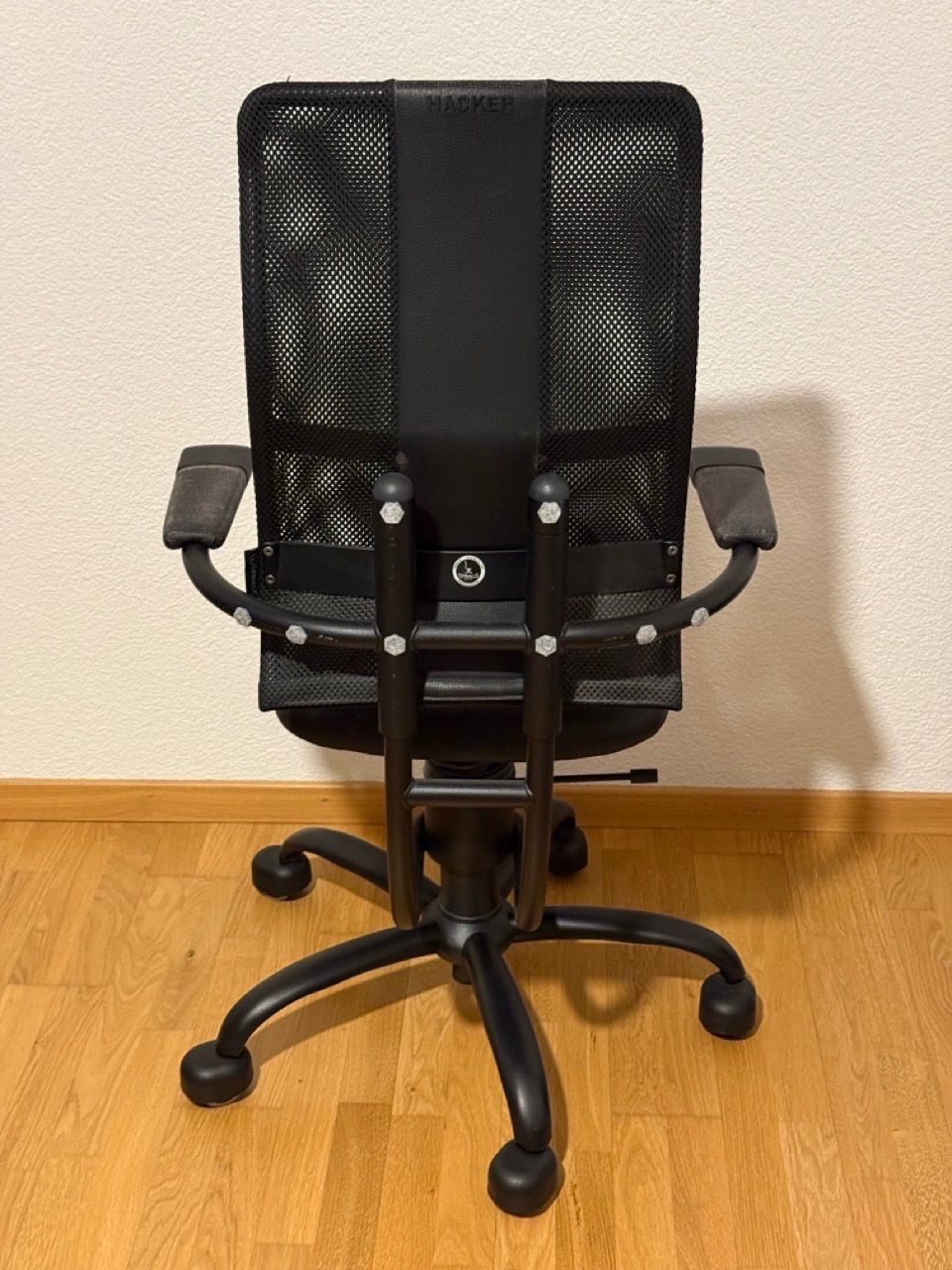 Chaises: Bürostuhl SpinaliS Hacker – D'occasion à Bern par ZigaD 2