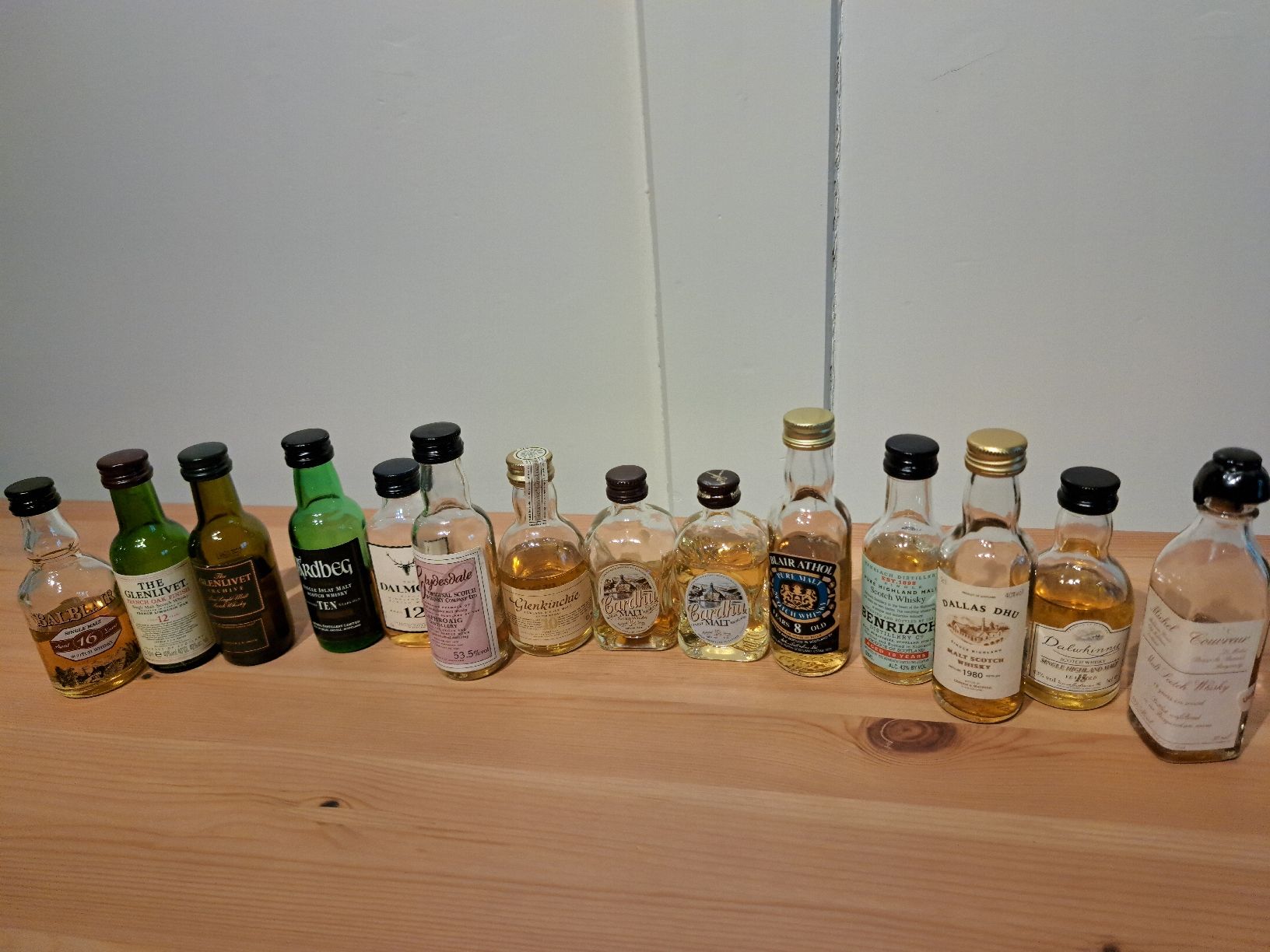 Spirituosen: Whisky Miniature über 100 Flaschen – Neu (gemäss Beschreibung) aus Brittnau von Prorex 7
