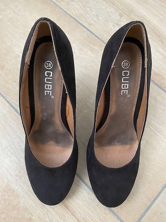 Cube Damenschuhe: ungetragene schwarze Pumps Cube Gr. 38 – Gebraucht aus Hausen AG von corinne_g 3