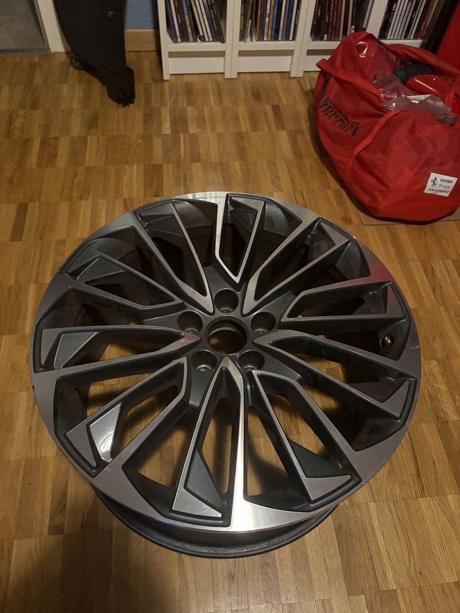 Audi Cerchioni: Jantes Audi A6 2021 – Usato da Genève venduto da asi_r7hk 1