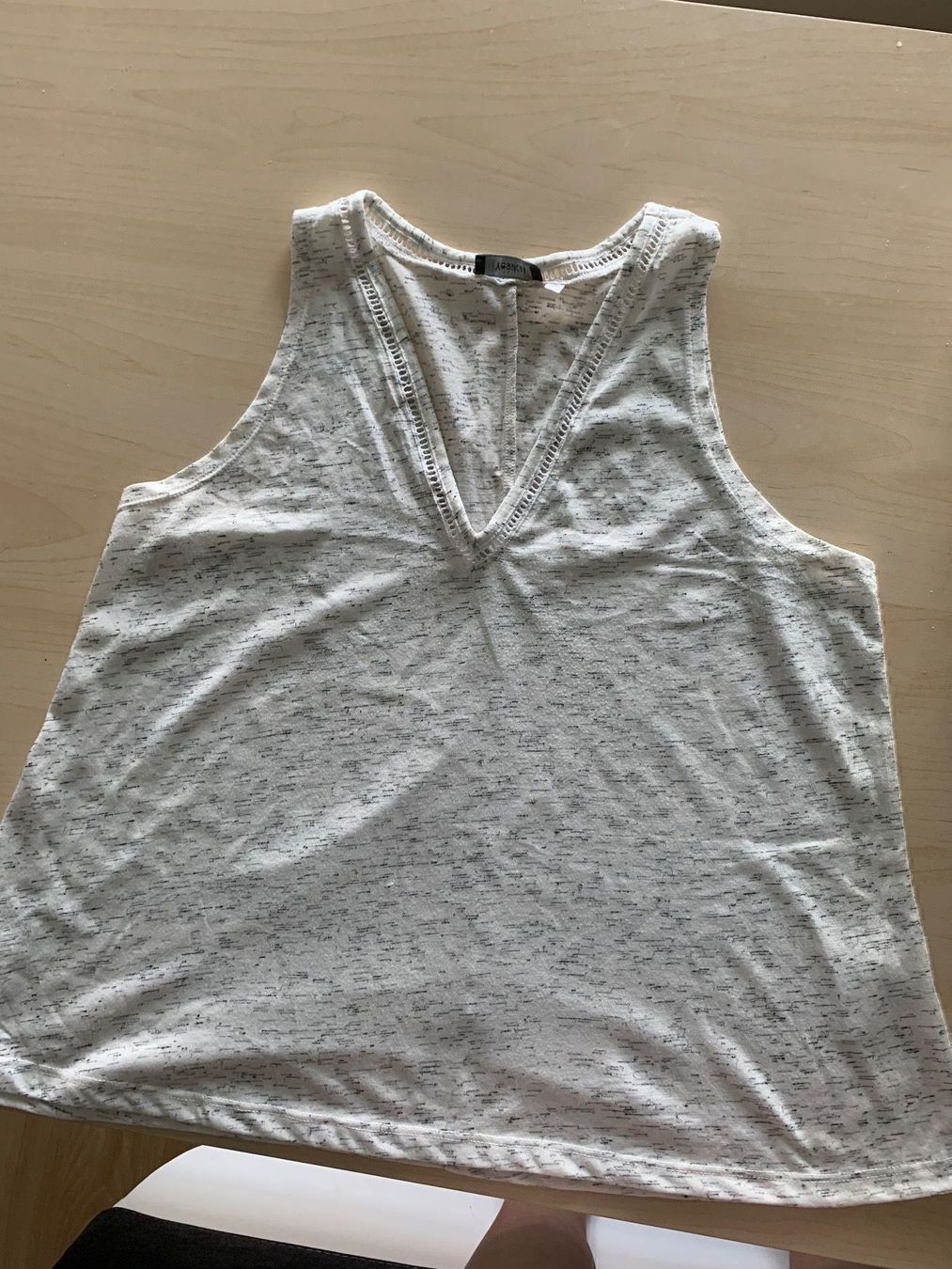Top: Top beige – Nuovo (secondo la descrizione) da Eichberg venduto da Jaasaa96