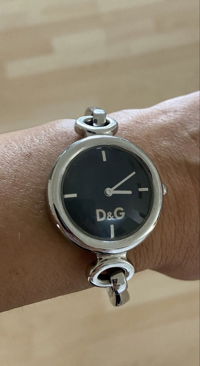 Dolce & Gabbana Bracciali & Braccialetti: Damenarmbanduhr D&G silberfarben – Usato da Dielsdorf venduto da Ale_Cop