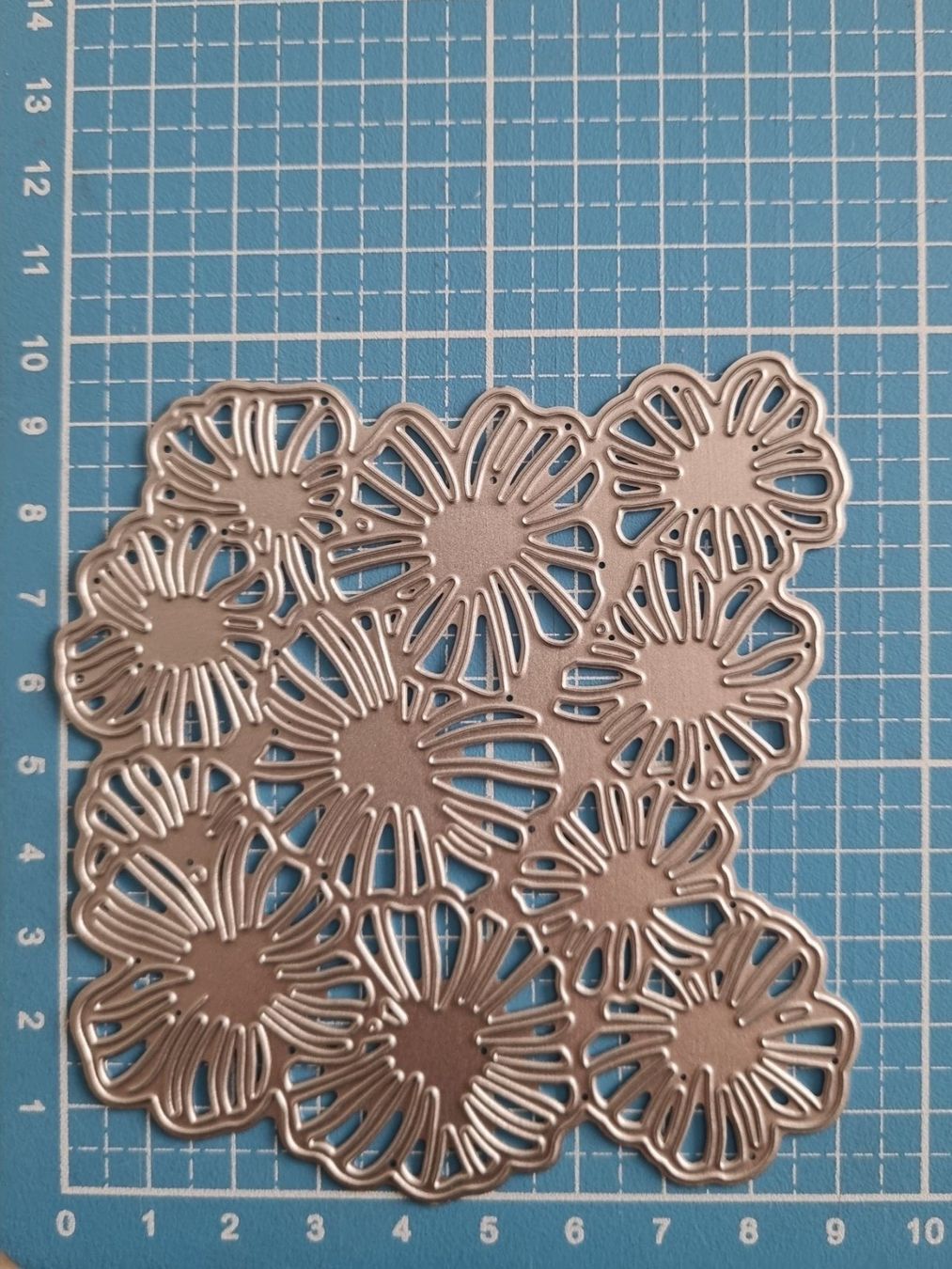 Schablonen: Stanzschablone Nr. 276, Blumen (Sizzix geeignet) – Neu und originalverpackt aus Gretzenbach von Fliegepilz56 2