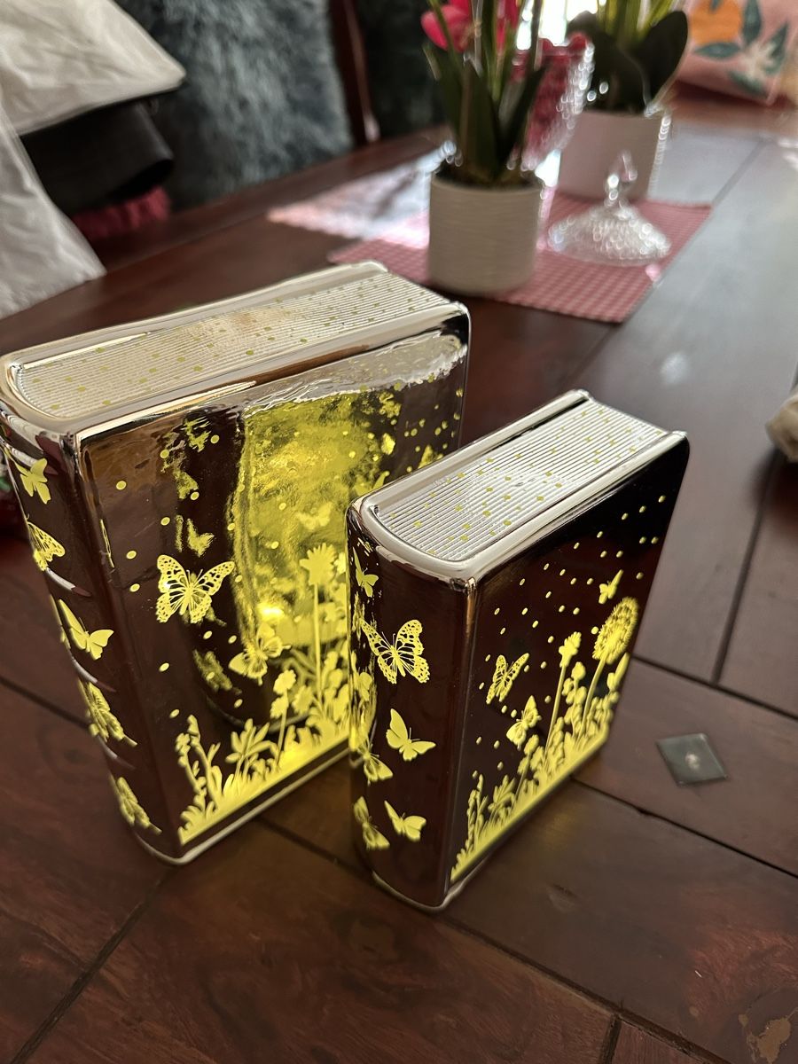 Lampen: LED Glas Buch Silber top  – Gebraucht aus Bern von womiman
