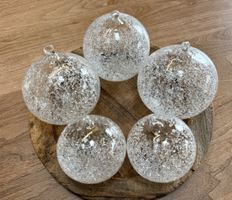 5 Weihnachtskugeln, Roberto Niederer